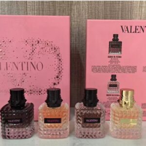 Valentino Powder Compact Four-Piece Set 40ml*4