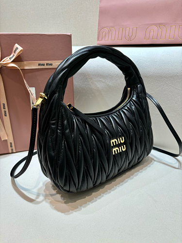 Wander matelassé nappa leather hobo bag